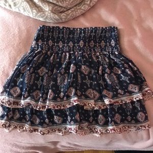 Hollister ruffle skirt